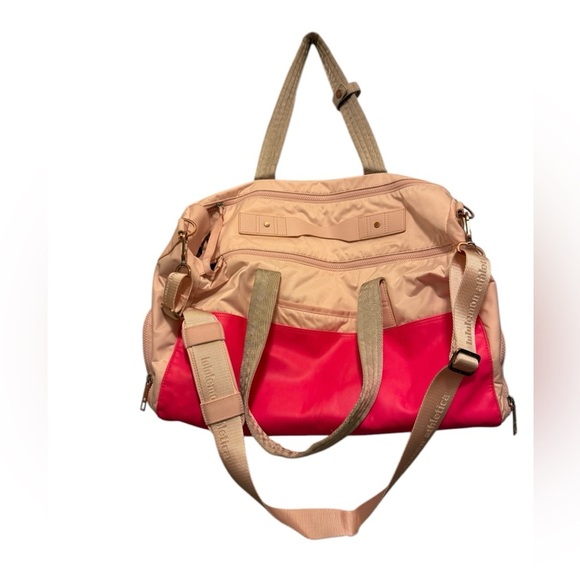 Lululemon Yoga On The Run Duffel. - Picture 5 of 16